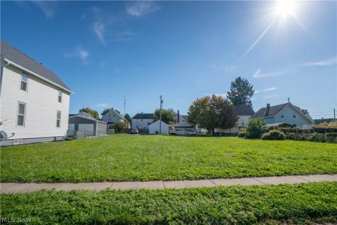 926 Greenfield Avenue SW Canton OH 44706