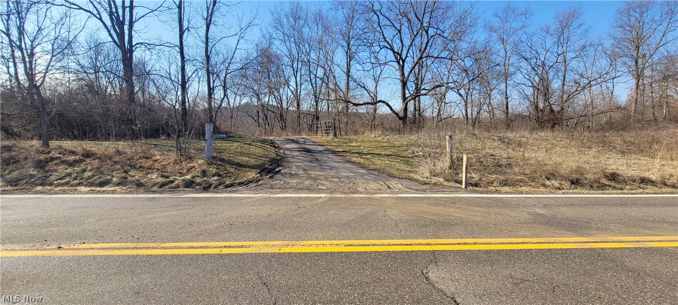 4002 Plainfield Road Kimbolton OH 43749