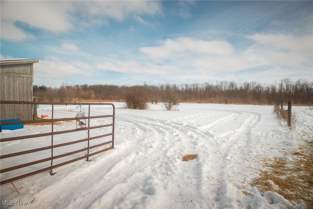 315 Township Road 581 Sullivan OH 44880