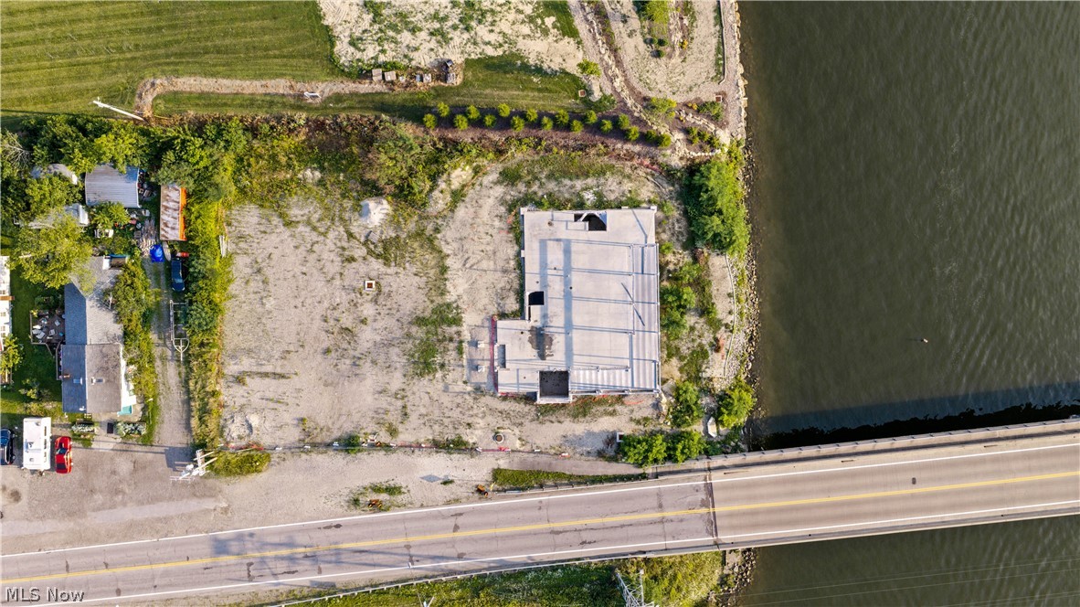 17000 Mahoning Avenue Lake Milton OH 44429