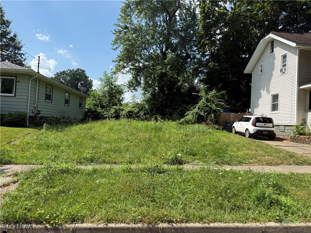 1874 Adelaide Boulevard Akron OH 44305