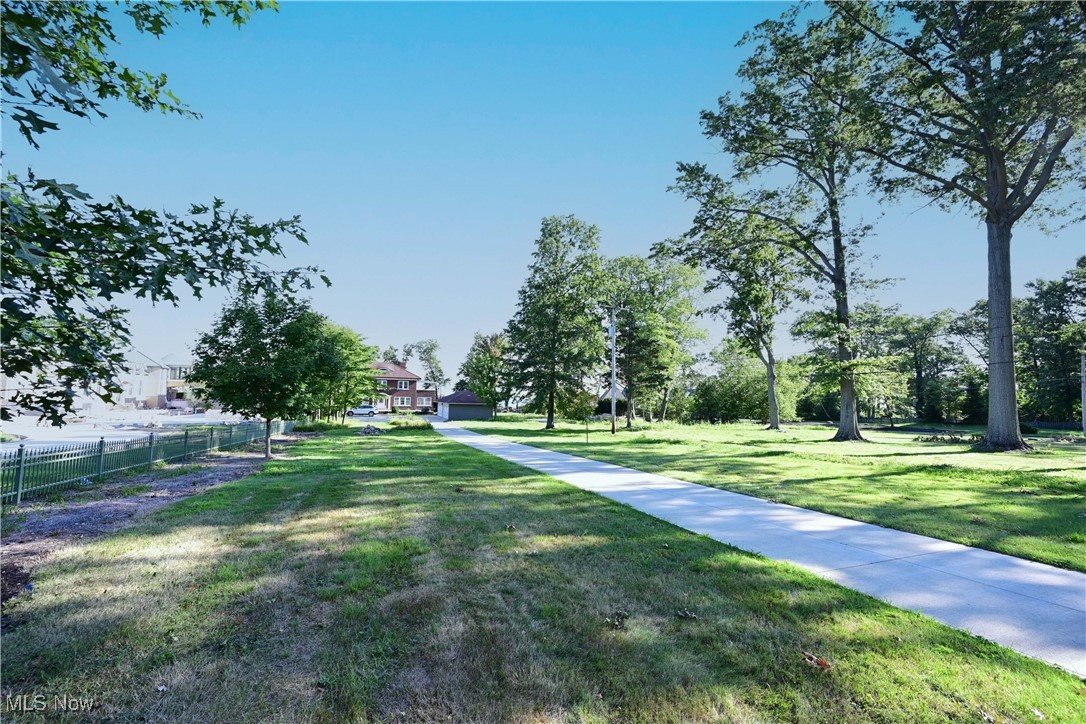 24458 Lake Road Bay Village OH 44140