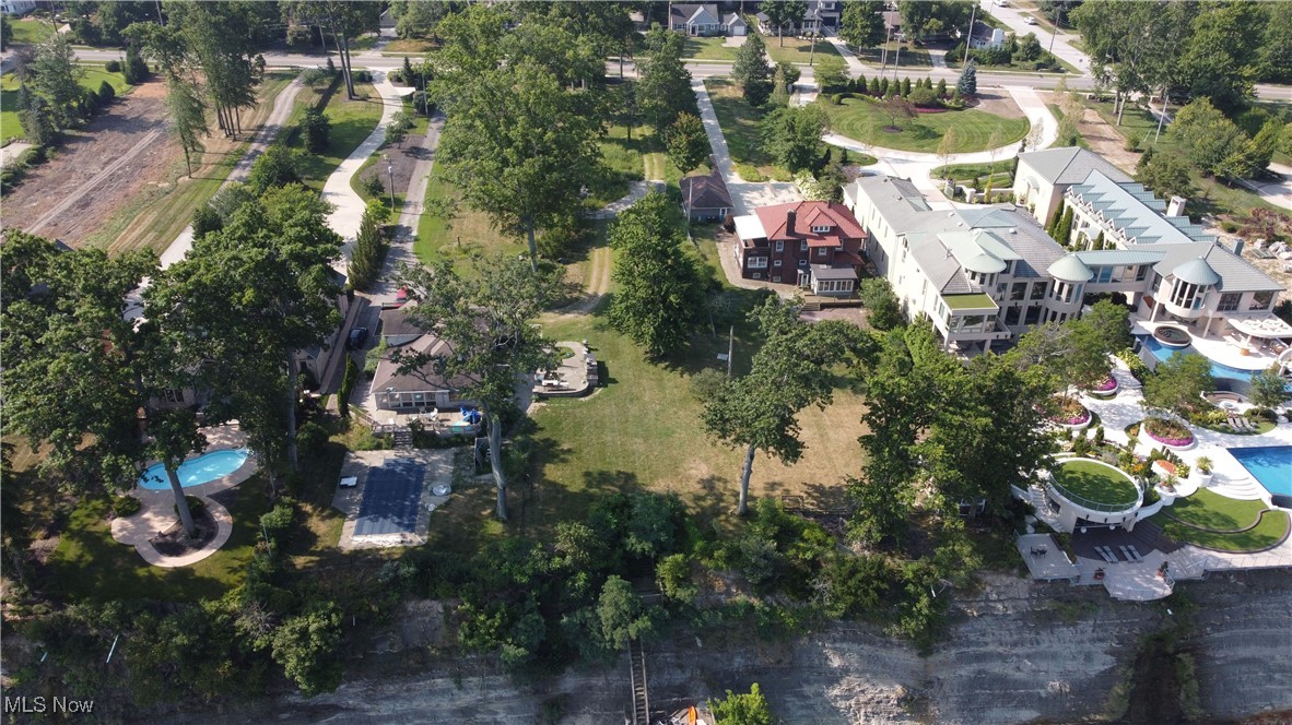 24458 Lake Road Bay Village OH 44140