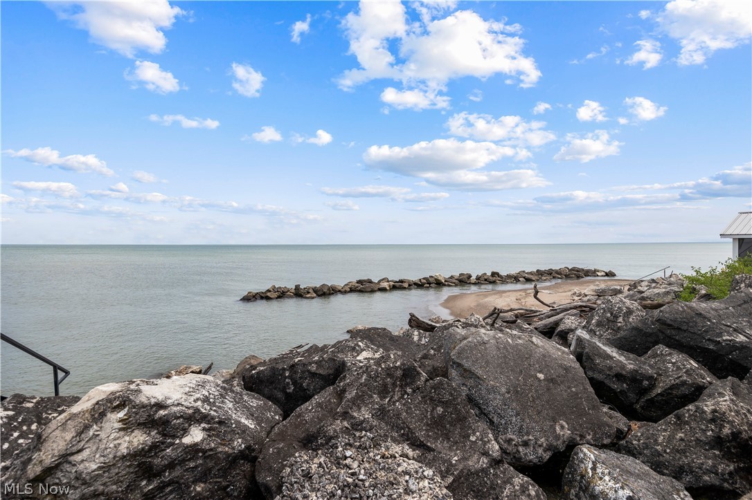 517 Cedar Point Road Sandusky OH 44870