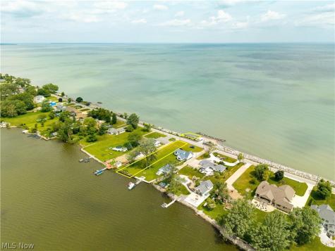 517 Cedar Point Road Sandusky OH 44870