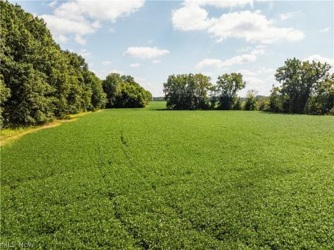 12472 Burbank Burbank OH 44214