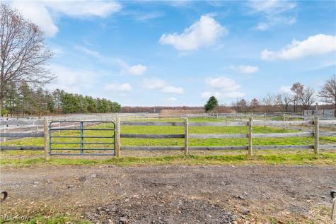 2941 Vandemark Road Litchfield OH 44253