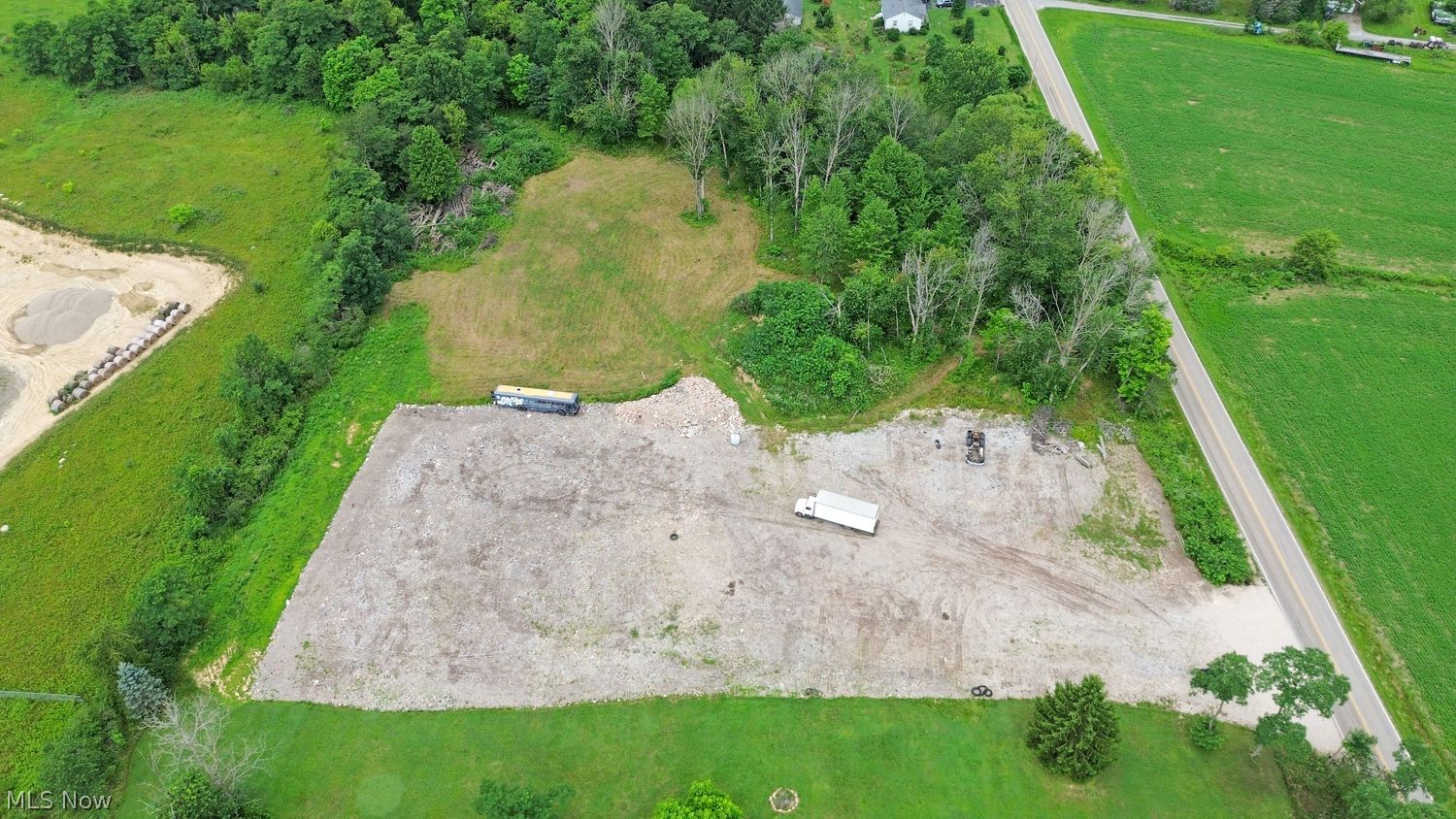 3289 Columbiana Road New Springfield OH 44443