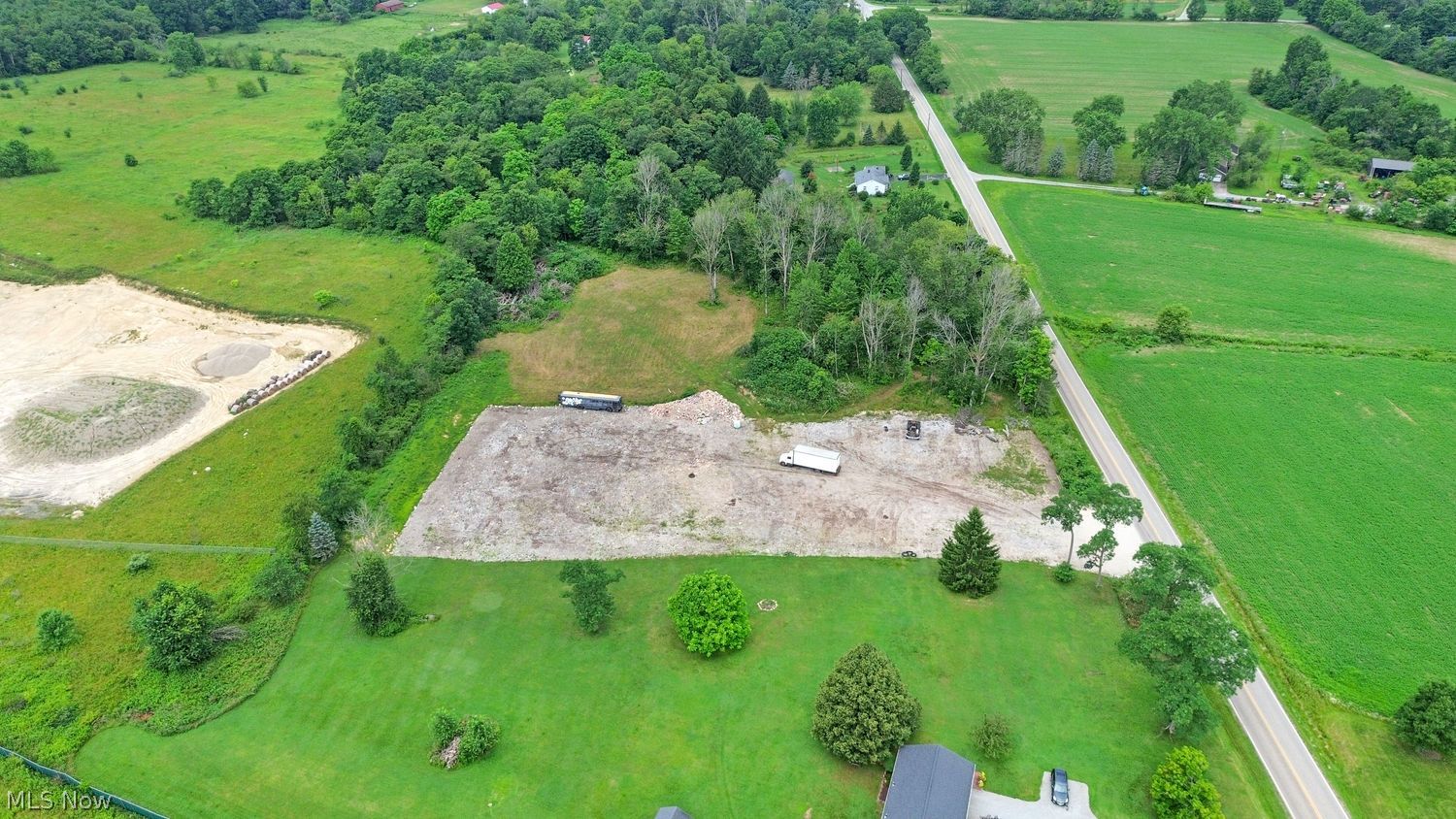 3289 Columbiana Road New Springfield OH 44443