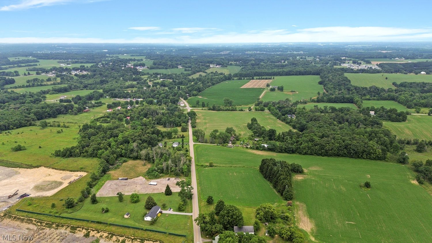 3289 Columbiana Road New Springfield OH 44443