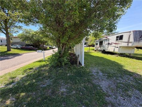 205 S 5th Street Marietta OH 45750