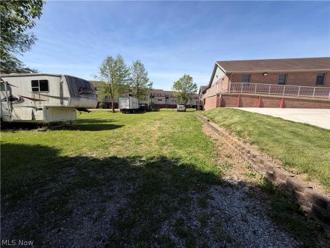 205 S 5th Street Marietta OH 45750