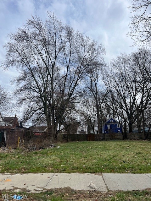 805 Sumner Street Akron OH 44311