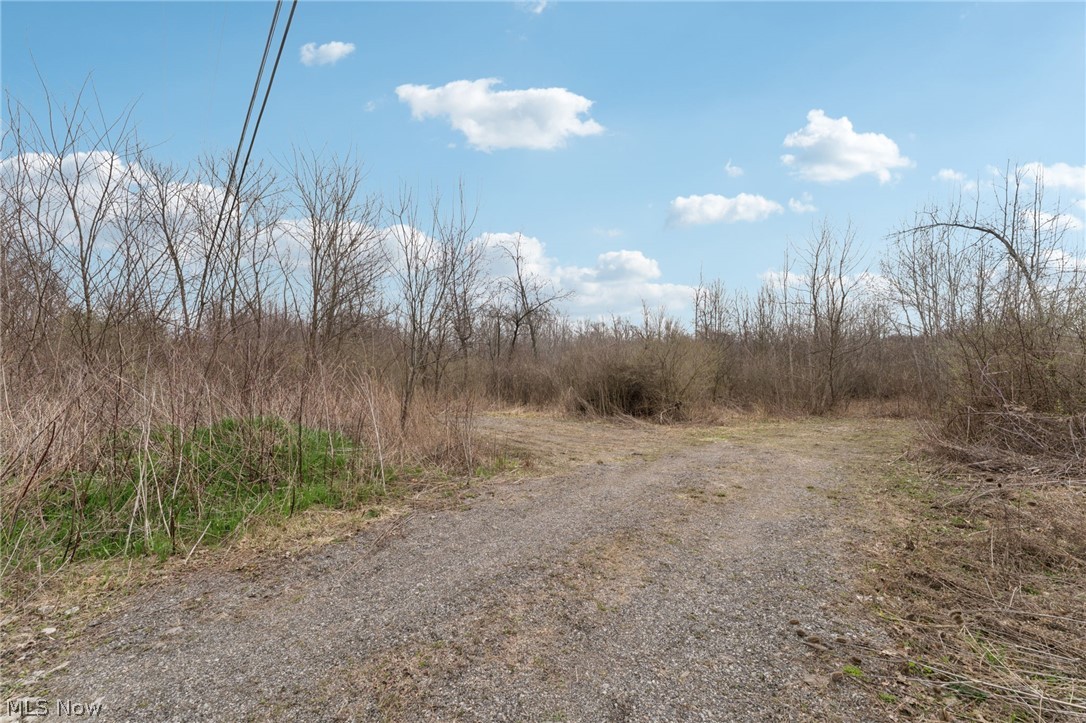 Center Road Poland OH 44436