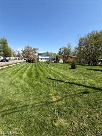 Pasadena Avenue Sheffield Lake OH 44054