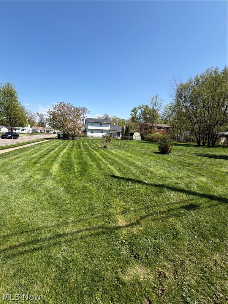 Pasadena Avenue Sheffield Lake OH 44054