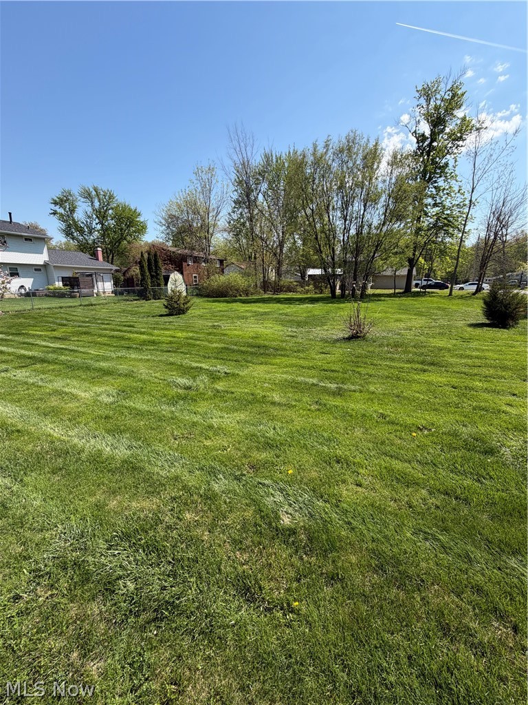 Pasadena Avenue Sheffield Lake OH 44054