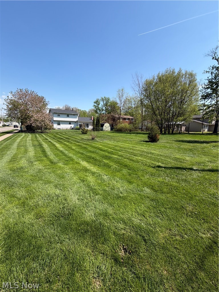 Pasadena Avenue Sheffield Lake OH 44054