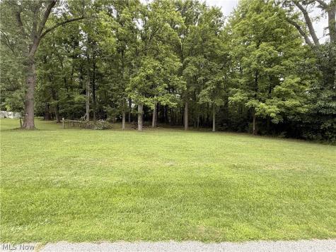 V/l Fairview Avenue Aurora OH 44202