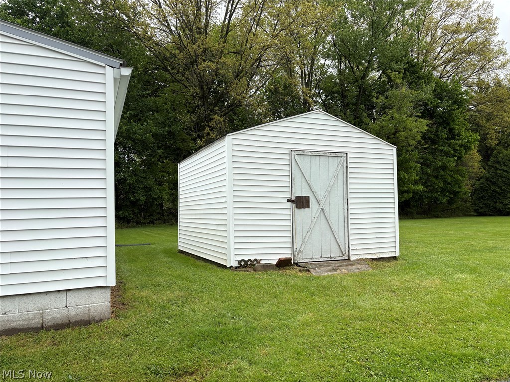 1478 Morris Street Mineral Ridge OH 44440