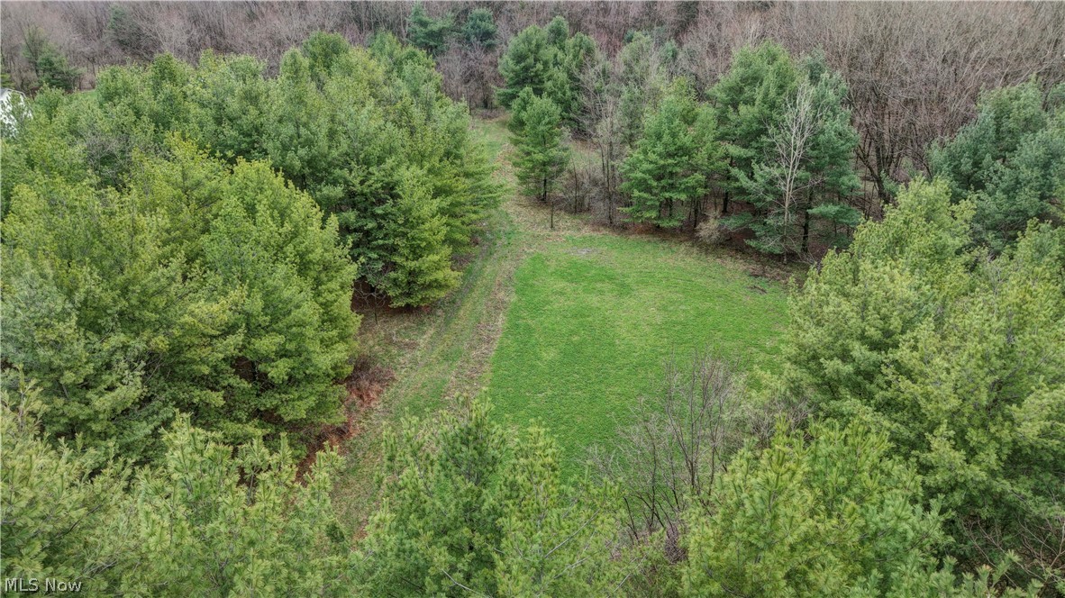 5742 Hilltop Drive NW Strasburg OH 44680