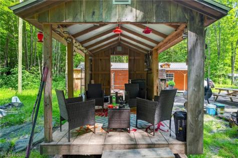 6737 Beckwith Drive Pierpont OH 44082