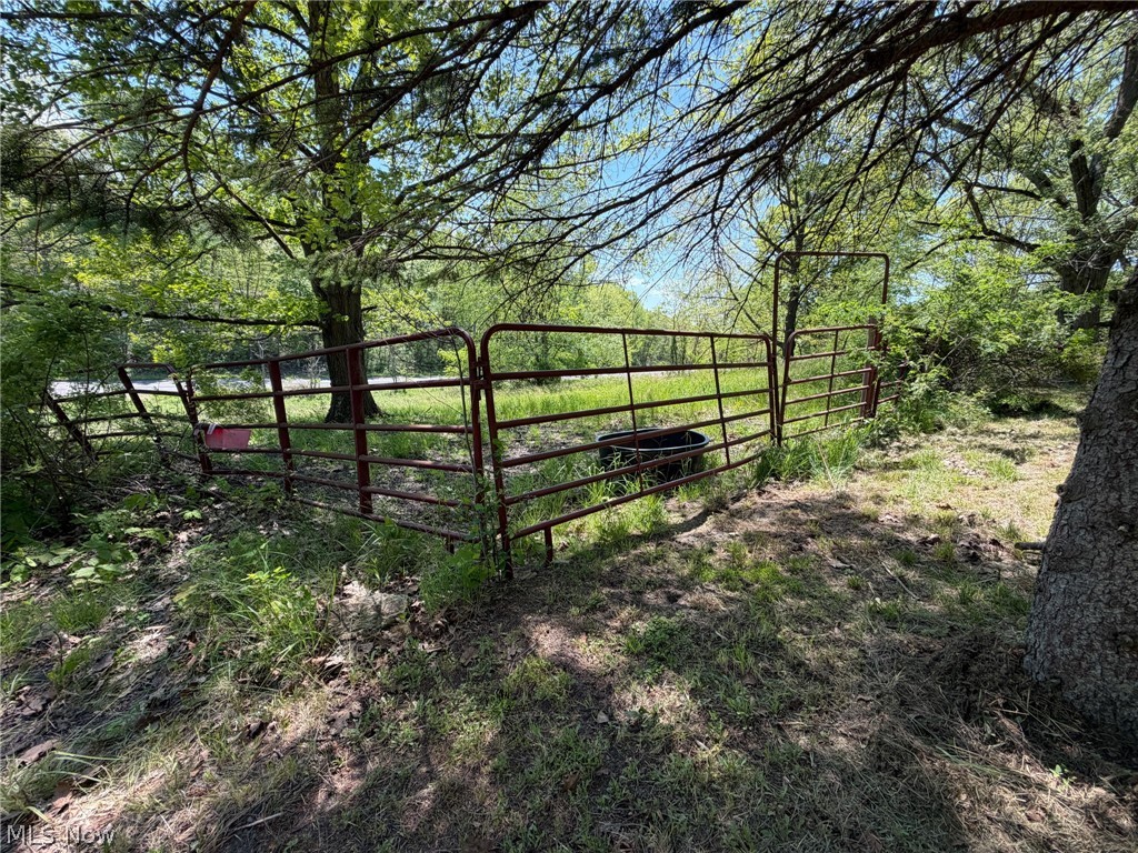 2167 Downing Street SW East Sparta OH 44626