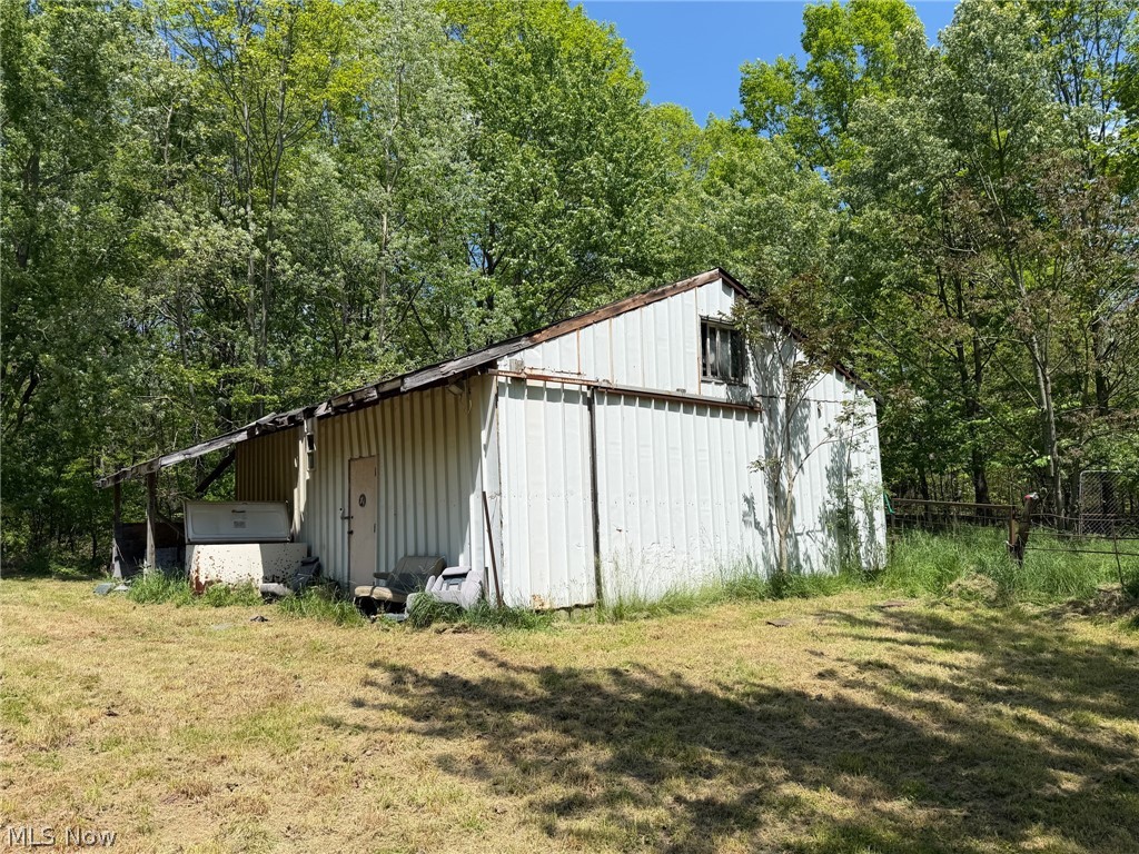 2167 Downing Street SW East Sparta OH 44626