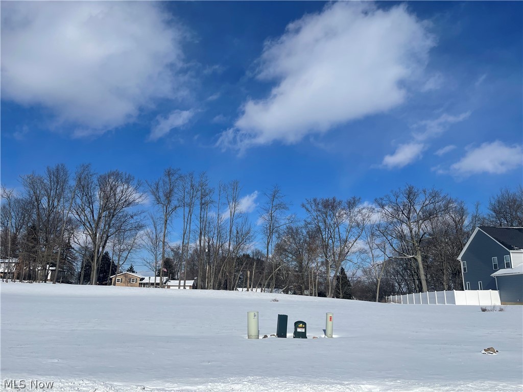 5599 Shadow Ridge Circle NW North Canton OH 44720