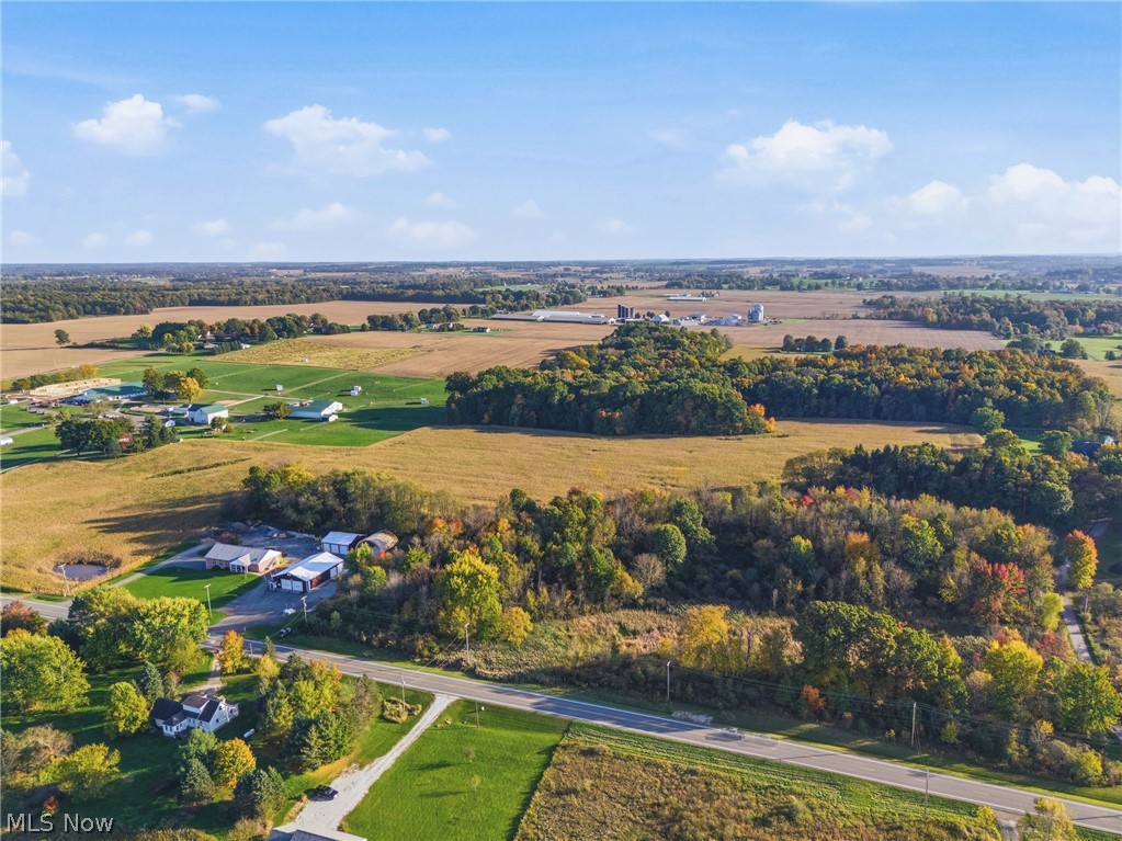 V/l Edison Street NE Hartville OH 44632