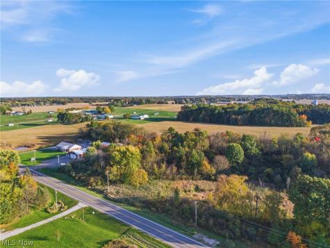 V/l Edison Street NE Hartville OH 44632
