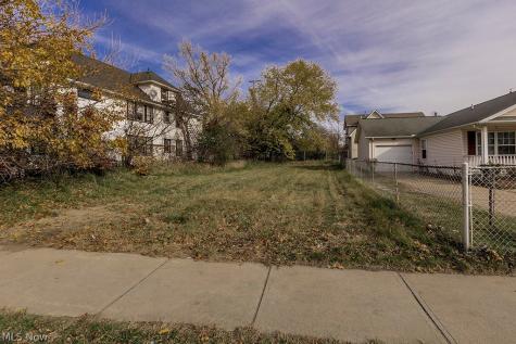 861 Lakeview Road Cleveland OH 44108