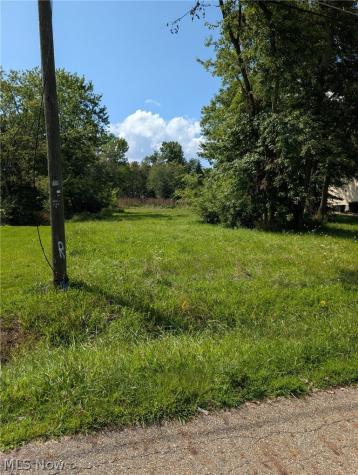Eastland Avenue Louisville OH 44641
