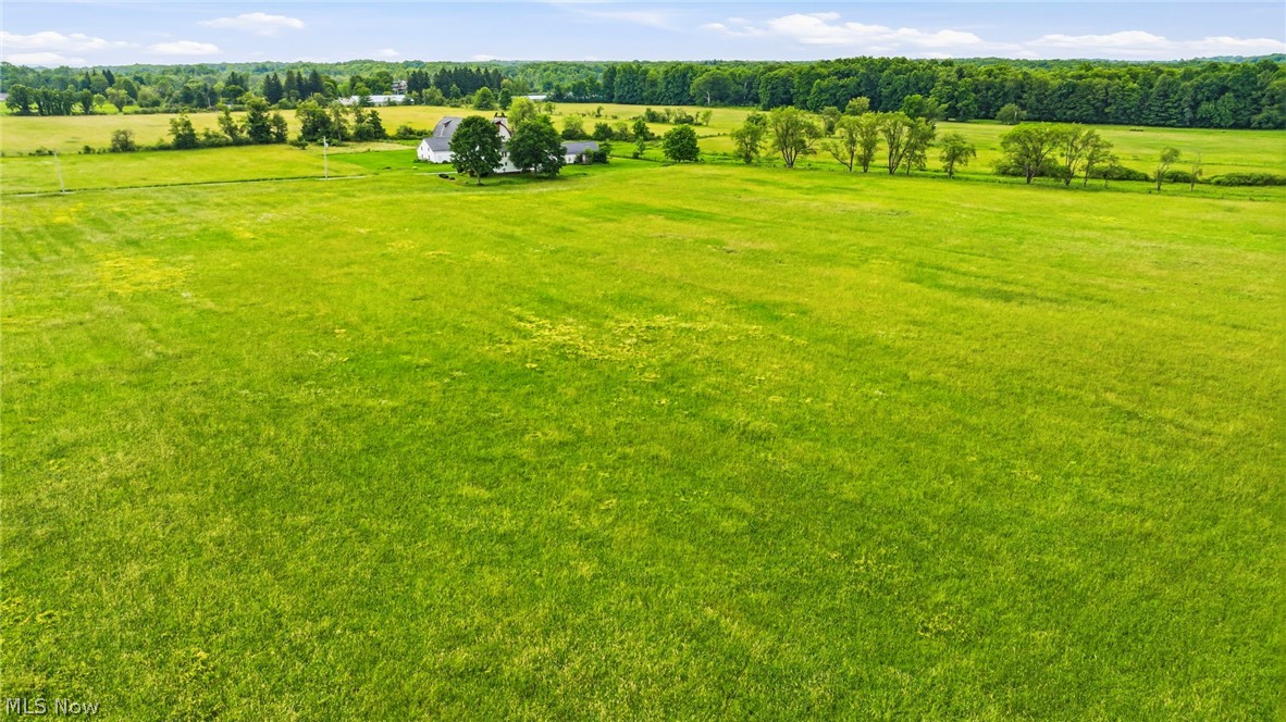 10803 Kile Road Chardon OH 44024