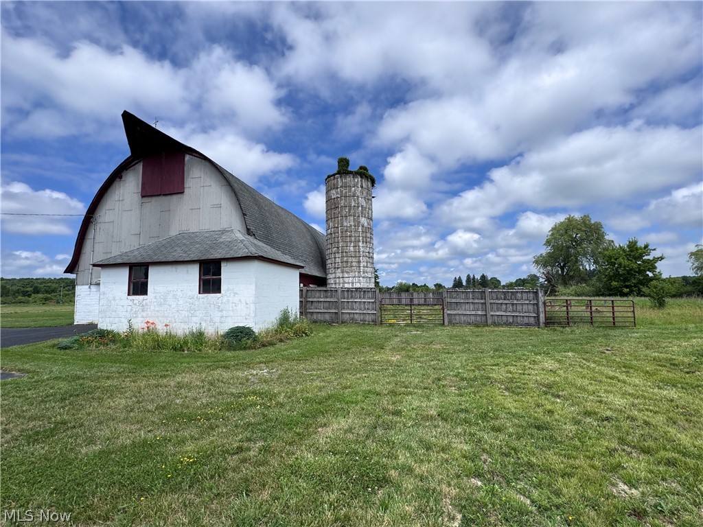 10803 Kile Road Chardon OH 44024