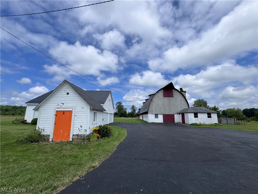 10803 Kile Road Chardon OH 44024