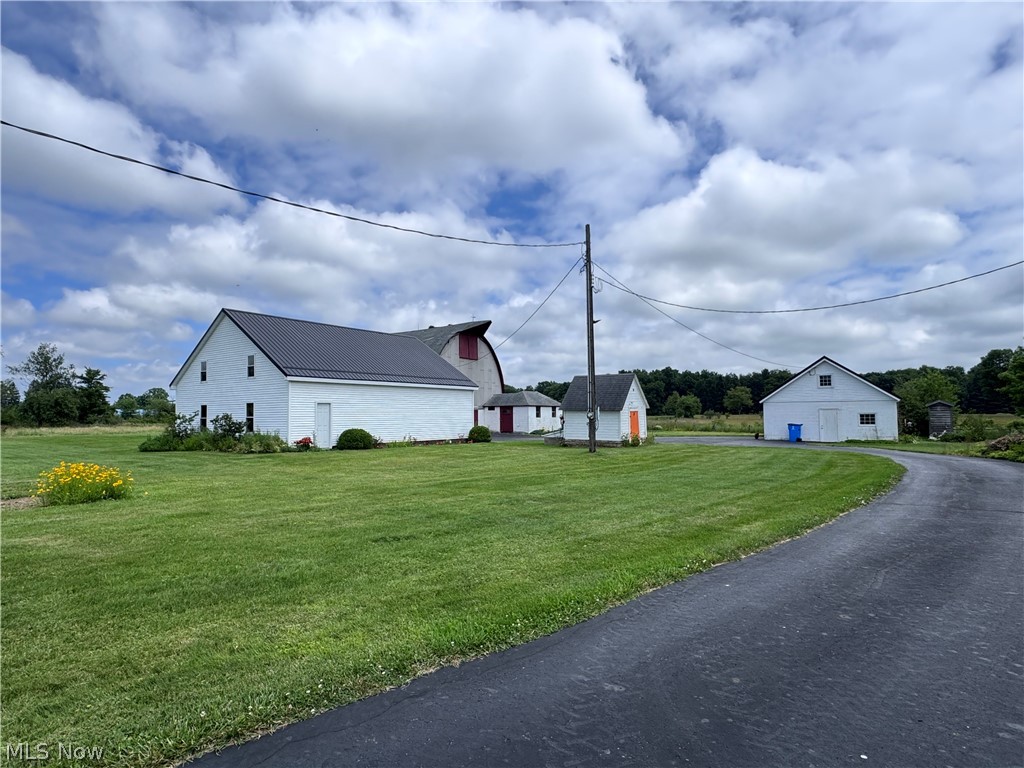 10803 Kile Road Chardon OH 44024