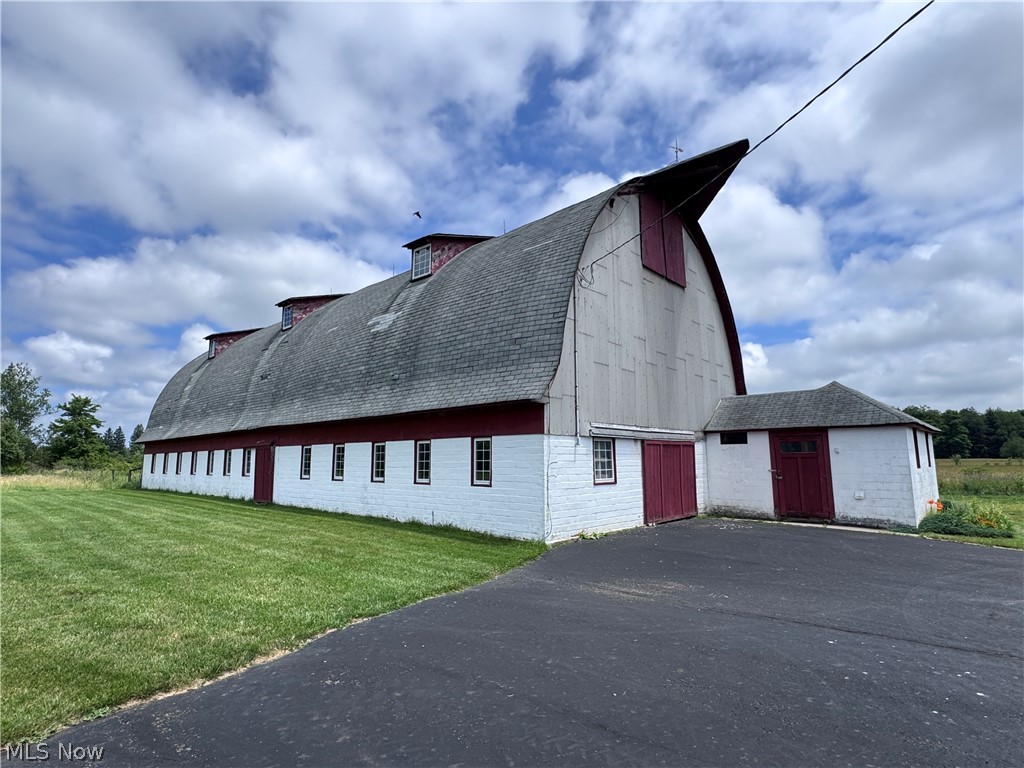 10803 Kile Road Chardon OH 44024