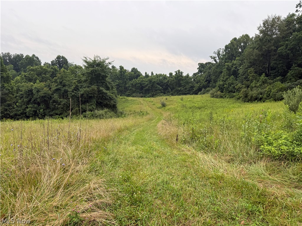 560 Wickens Road Macksburg OH 45767