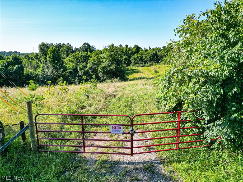 560 Wickens Road Macksburg OH 45767