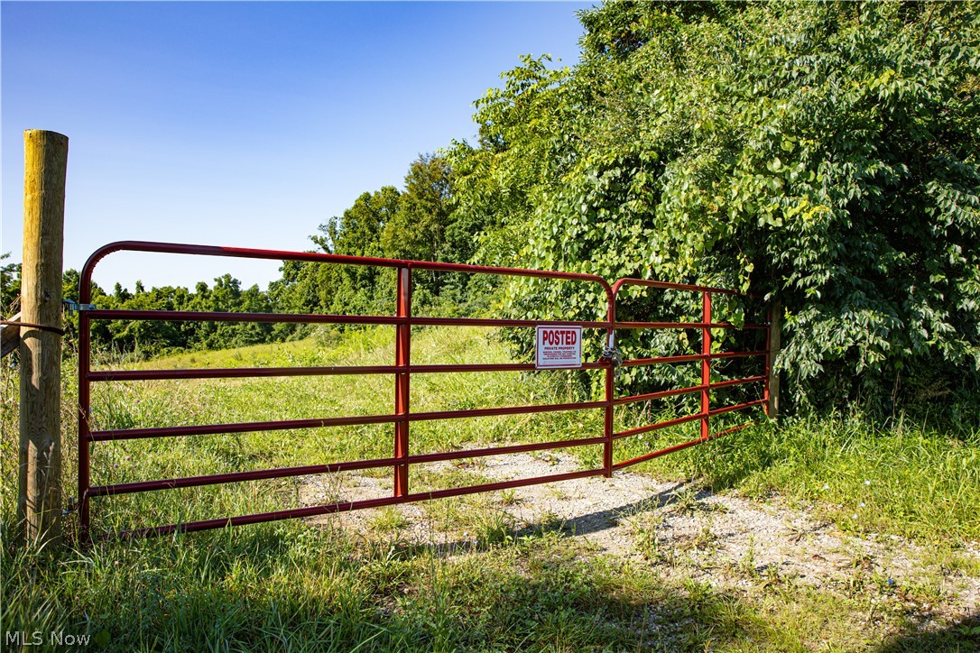 560 Wickens Road Macksburg OH 45767