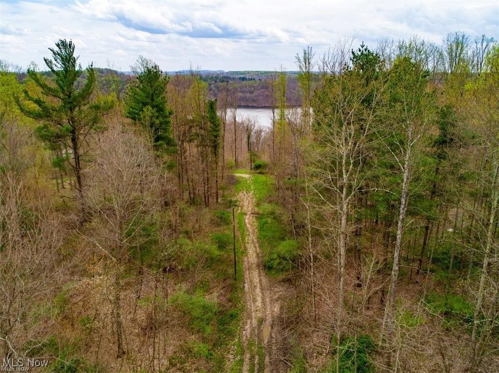 34683 Sunshine Road Piedmont OH 43983