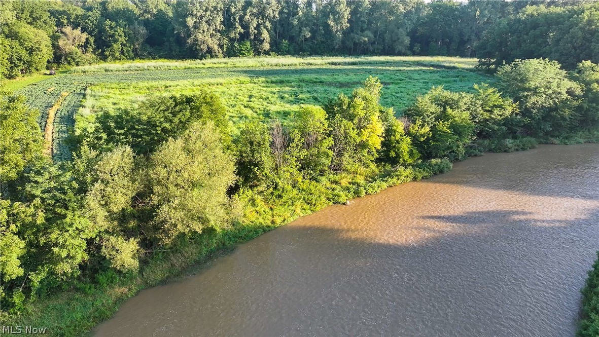 19530 W State Route 105 Elmore OH 43416