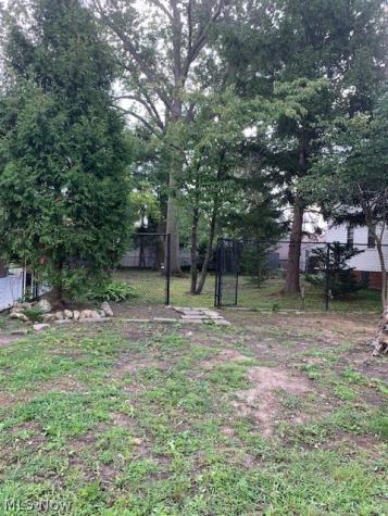 Waterbury Road Lakewood OH 44107