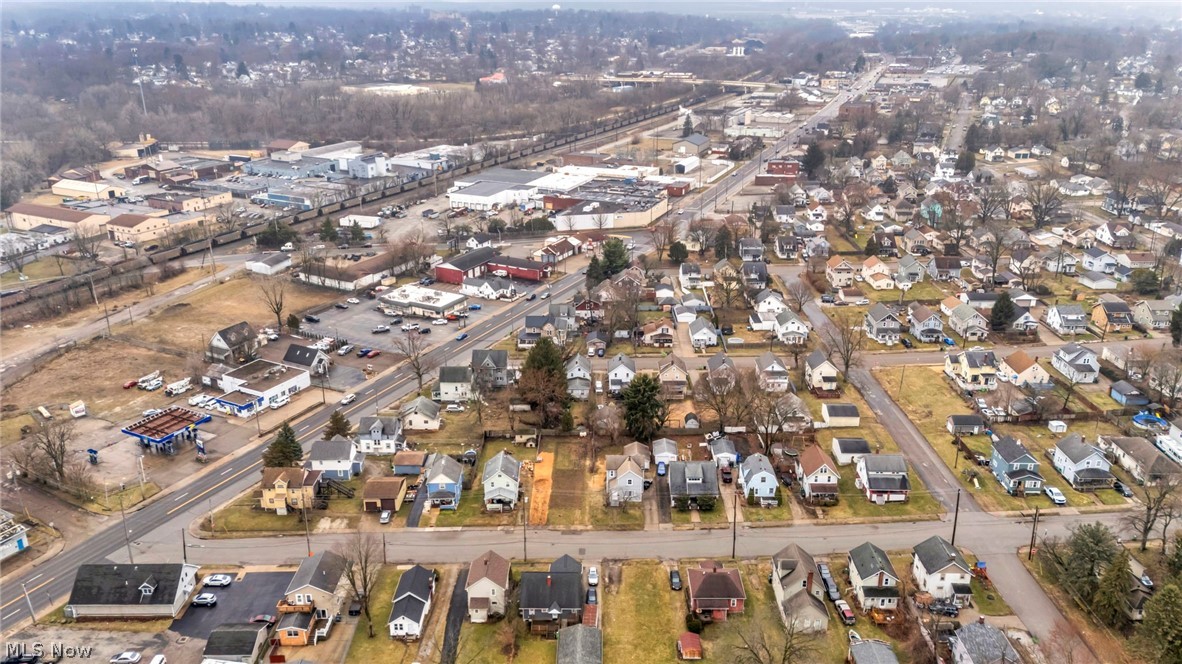 52 Norwood Street Barberton OH 44203