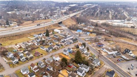 52 Norwood Street Barberton OH 44203