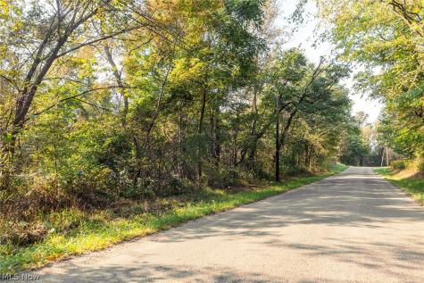 10772 Lawndell Road SW Navarre OH 44608