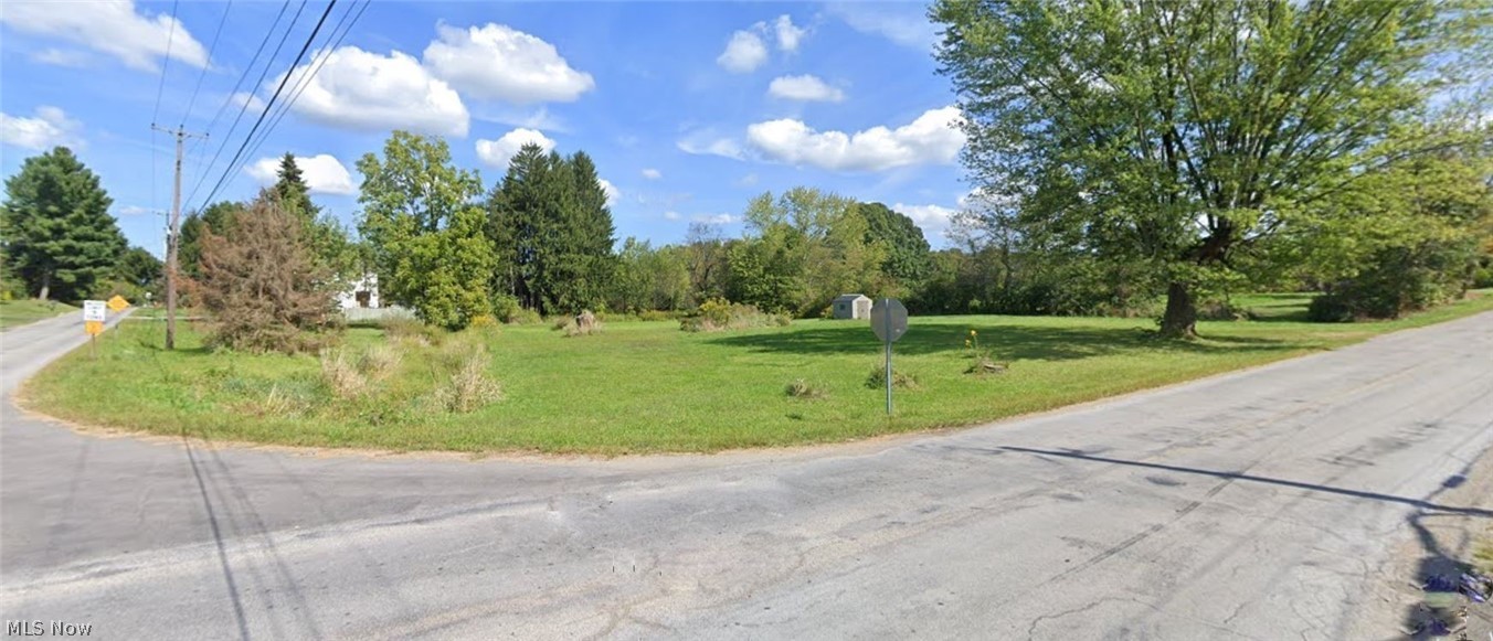 3397 Pothour Wheeler Hubbard OH 44425