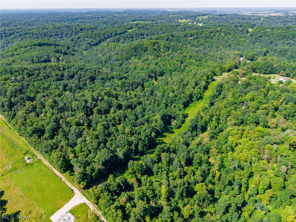 Kings Ridge Road Newcomerstown OH 43832