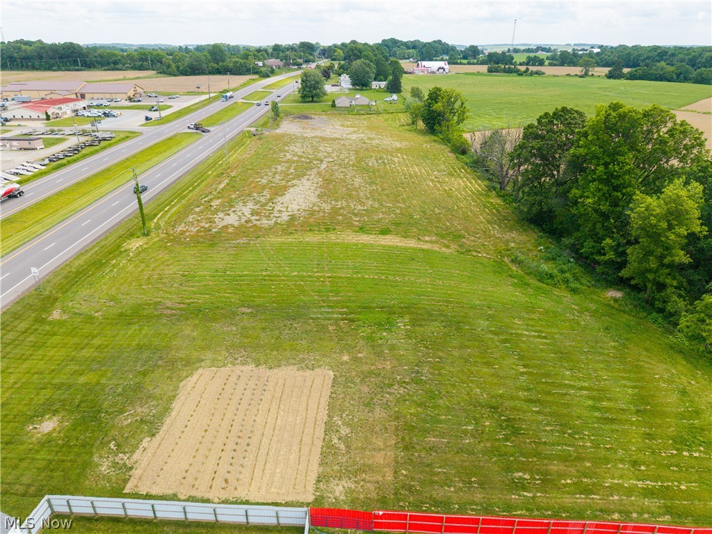 E Lincoln Way Dalton OH 44618